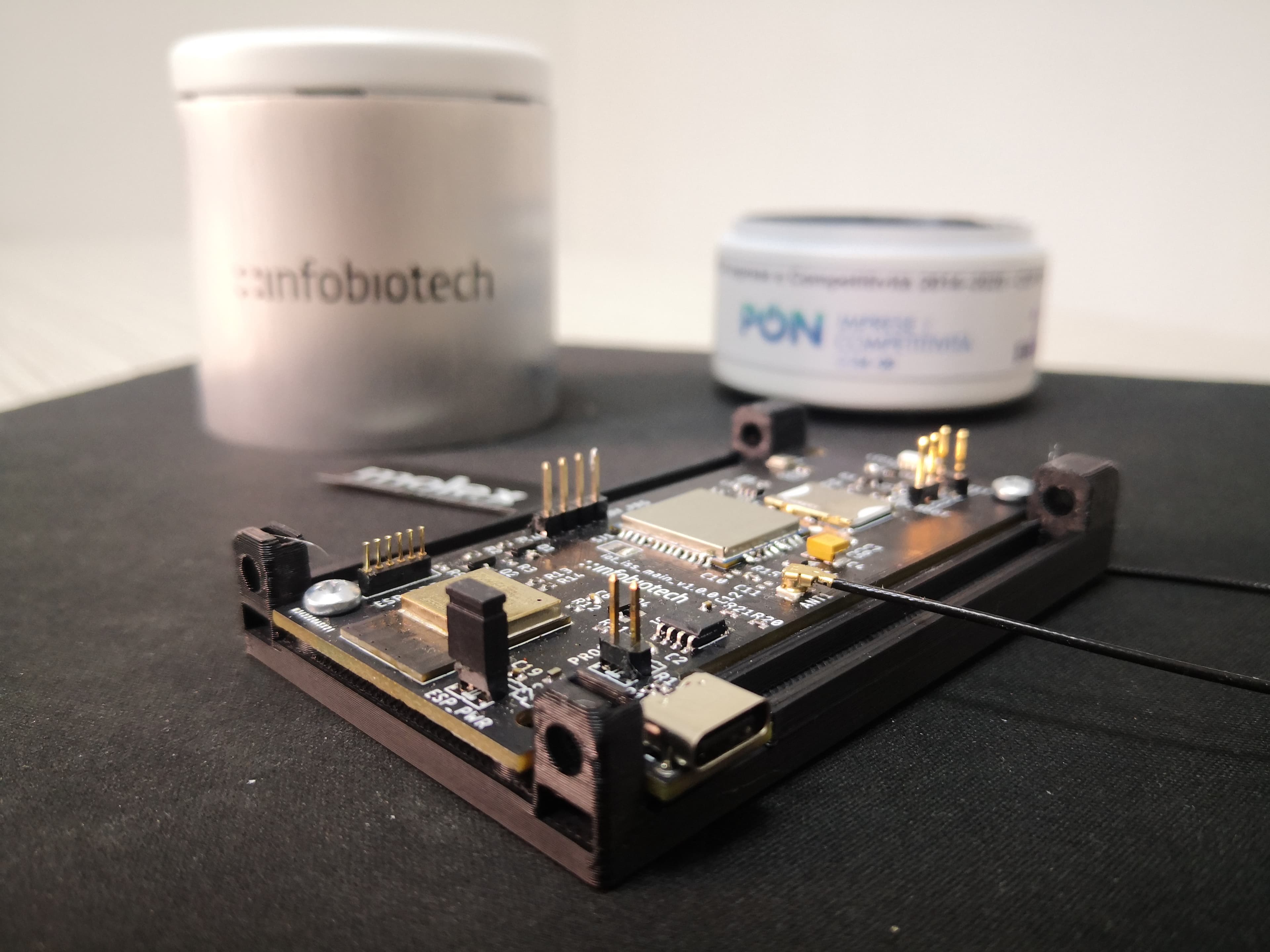 Elements of the “indoor” IoT agro-meteorological station