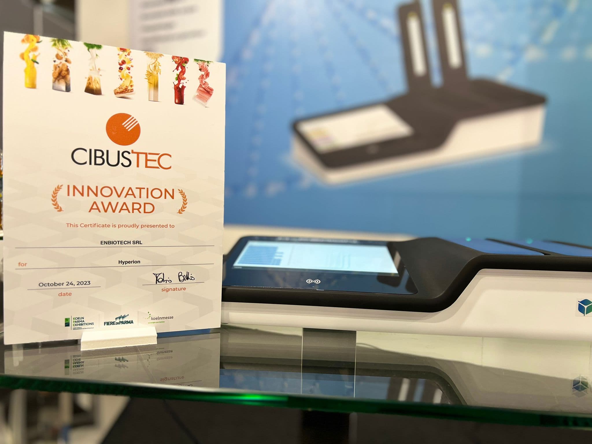 MOLECULAR DIAGNOSTICS image